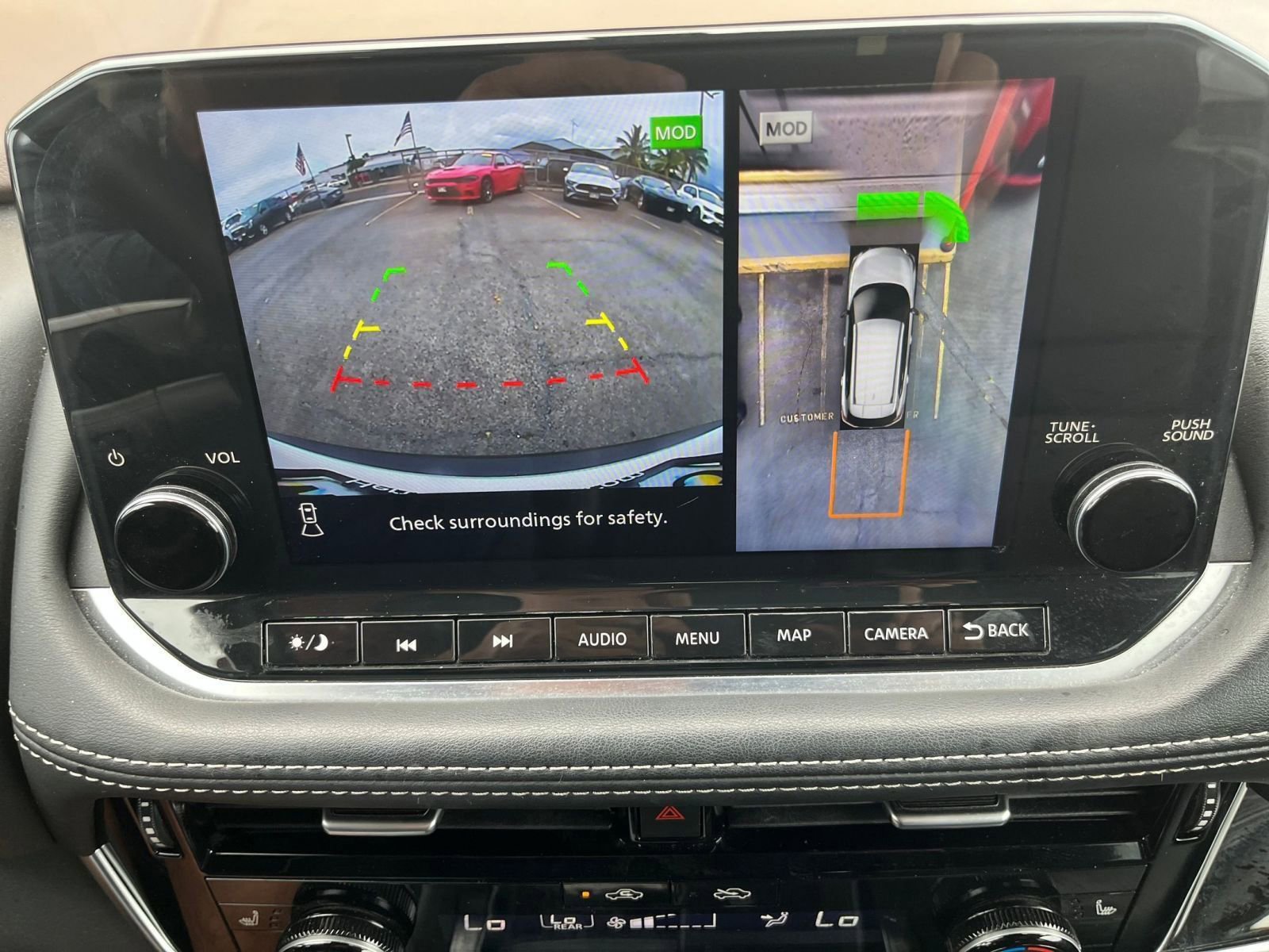 Used 2023 Nissan Rogue SL w/ SL Premium Package image 17