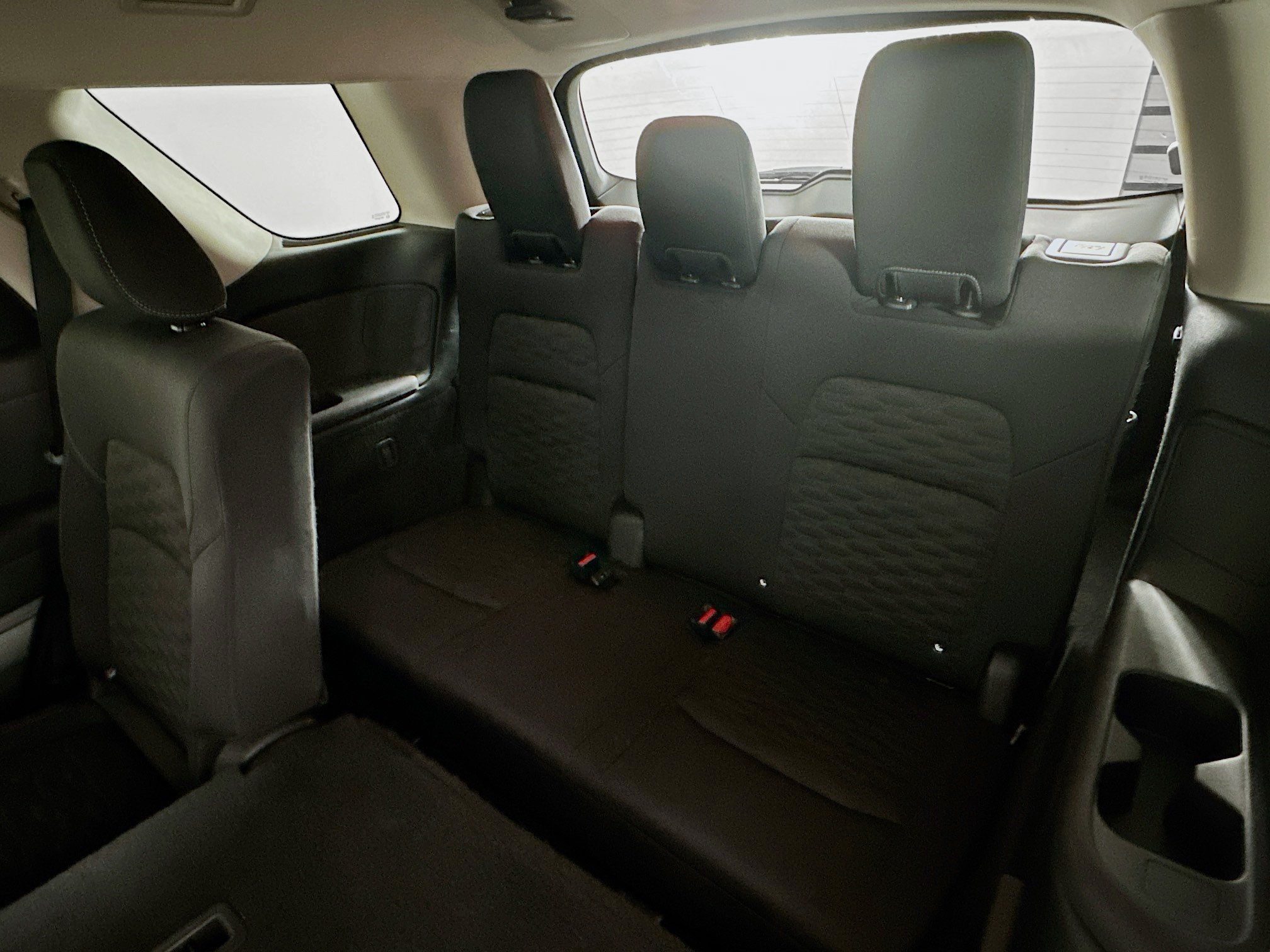 Used 2025 Nissan Pathfinder SV AWD/4WD image 28
