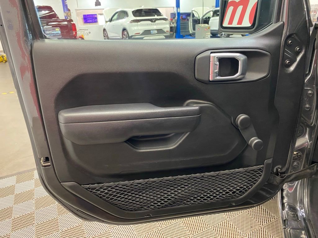 Used 2024 Jeep Wrangler Sport image 22