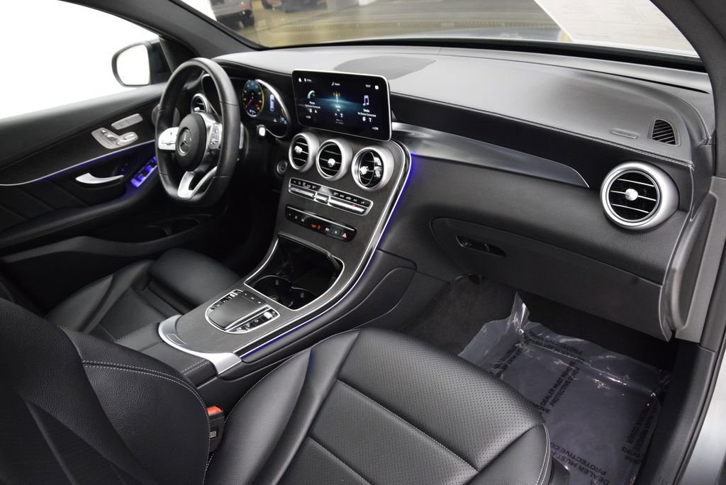 Certified 2023 Mercedes-Benz GLC 300 4MATIC Coupe image 14
