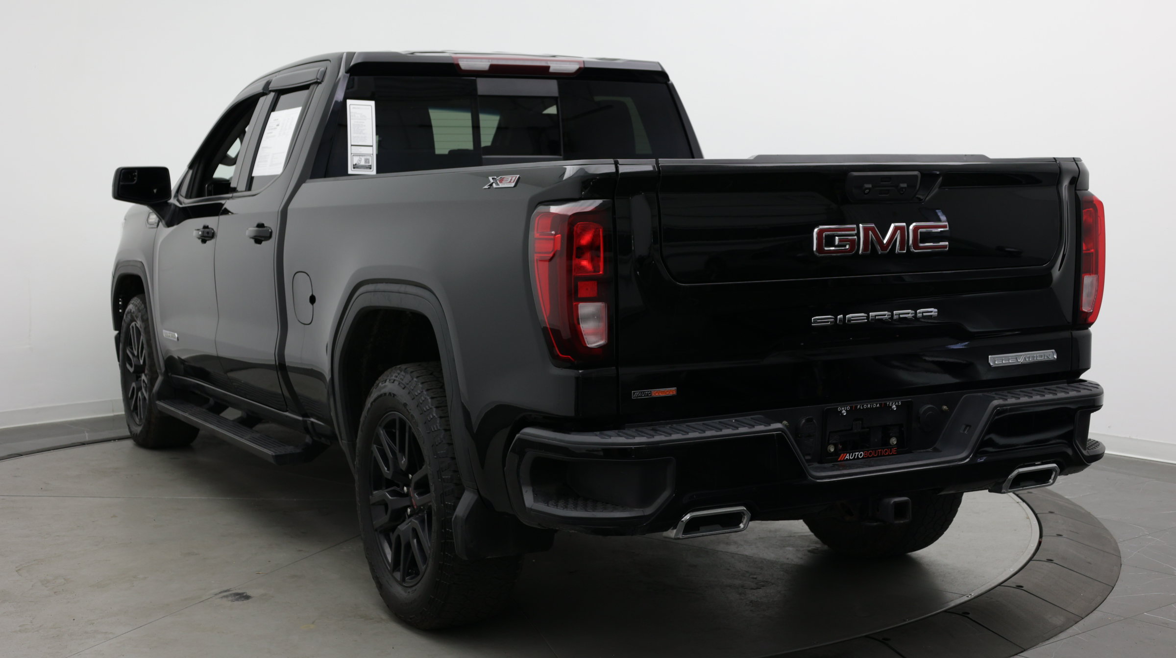 Used 2022 GMC Sierra 1500 Elevation w/ Preferred Package AWD/4WD image 6