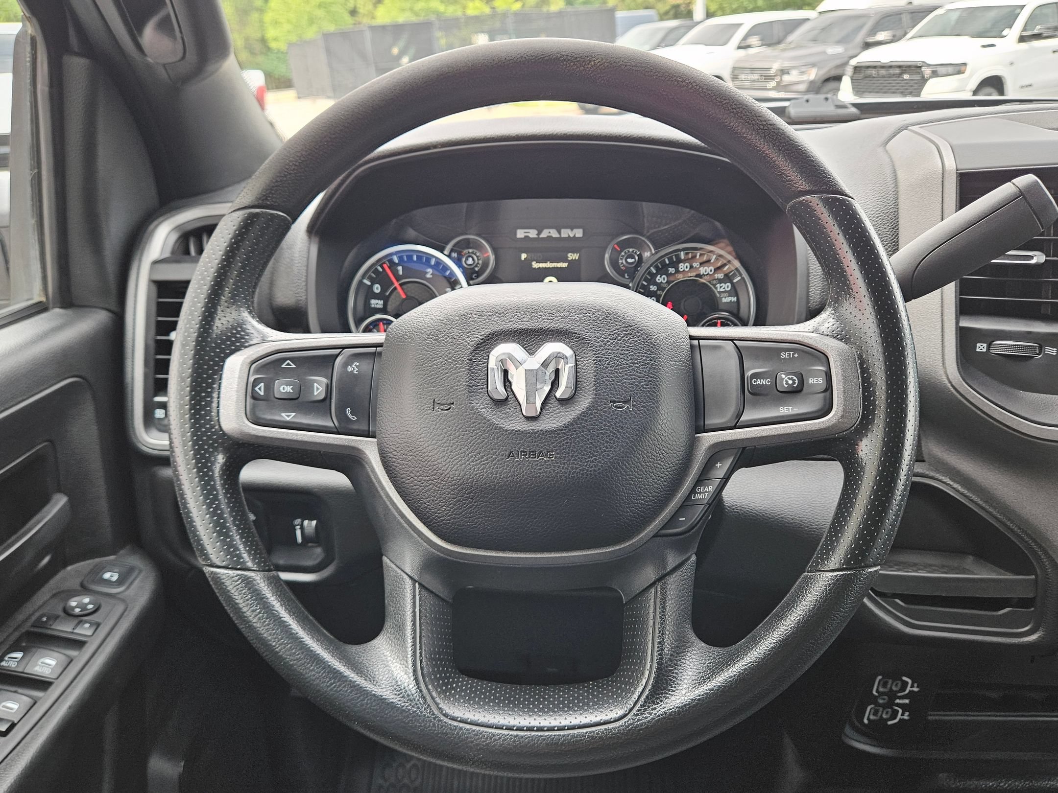 Used 2024 RAM 3500 Tradesman AWD/4WD image 15