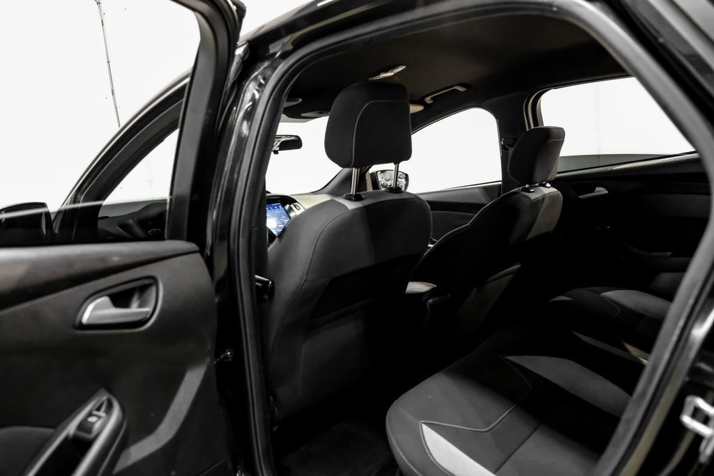Used 2015 Ford Focus ST FWD image 32
