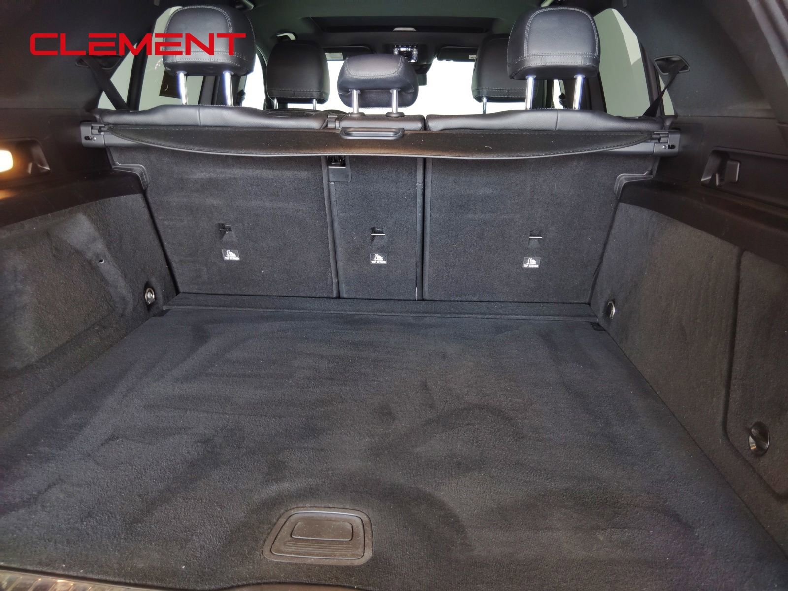 Used 2020 Mercedes-Benz GLE 350 4MATIC w/ MBUX Technology Package image 11