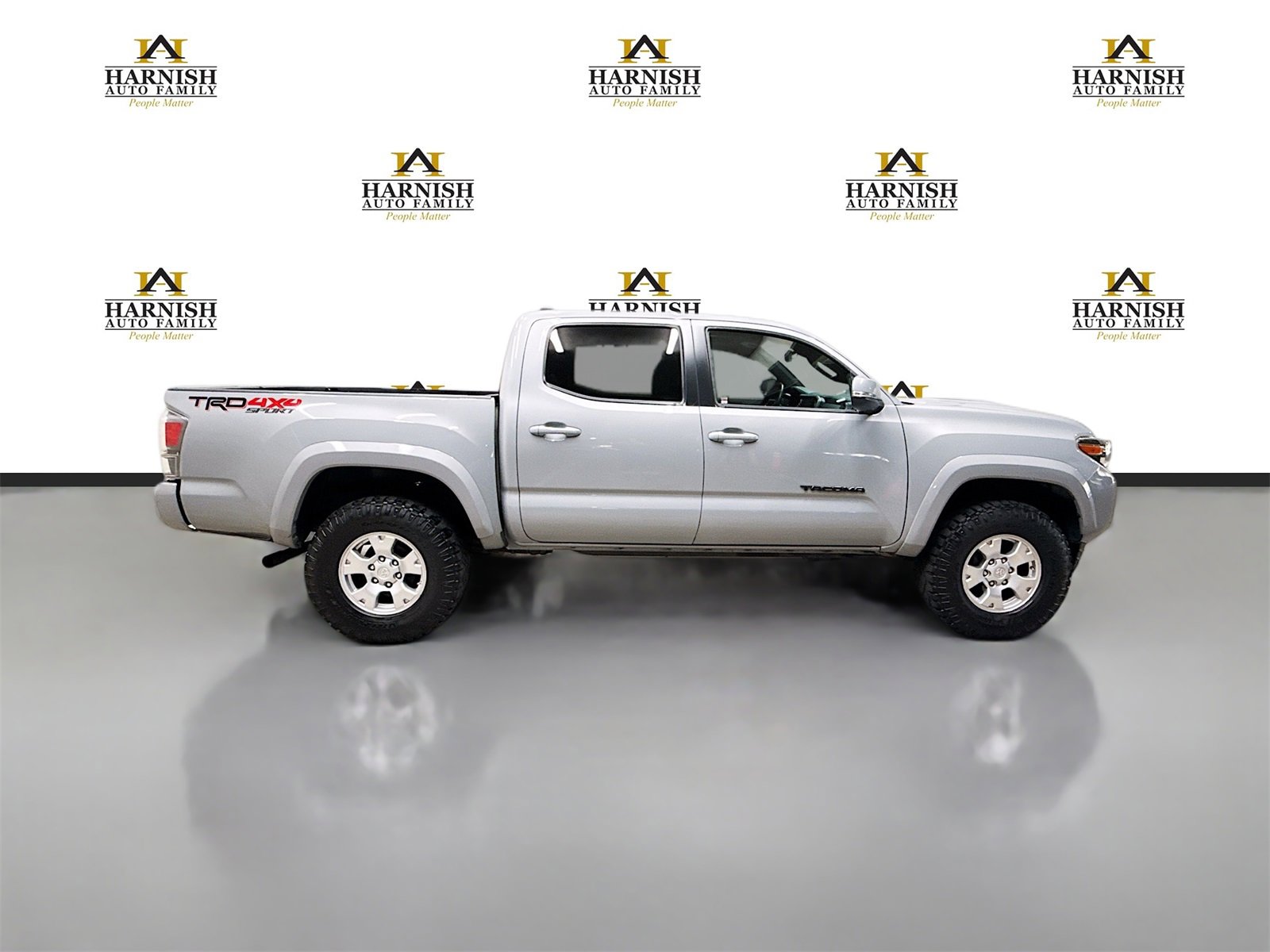 Used 2021 Toyota Tacoma TRD Sport image 4