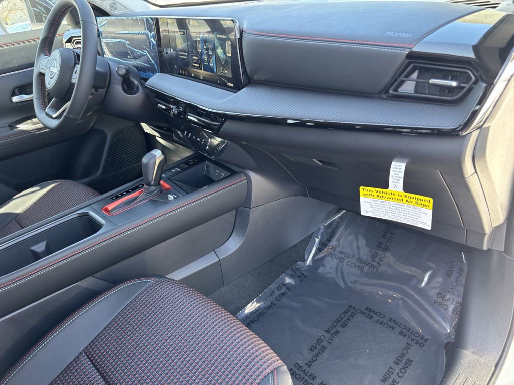 New 2026 Nissan Kicks SR image 10