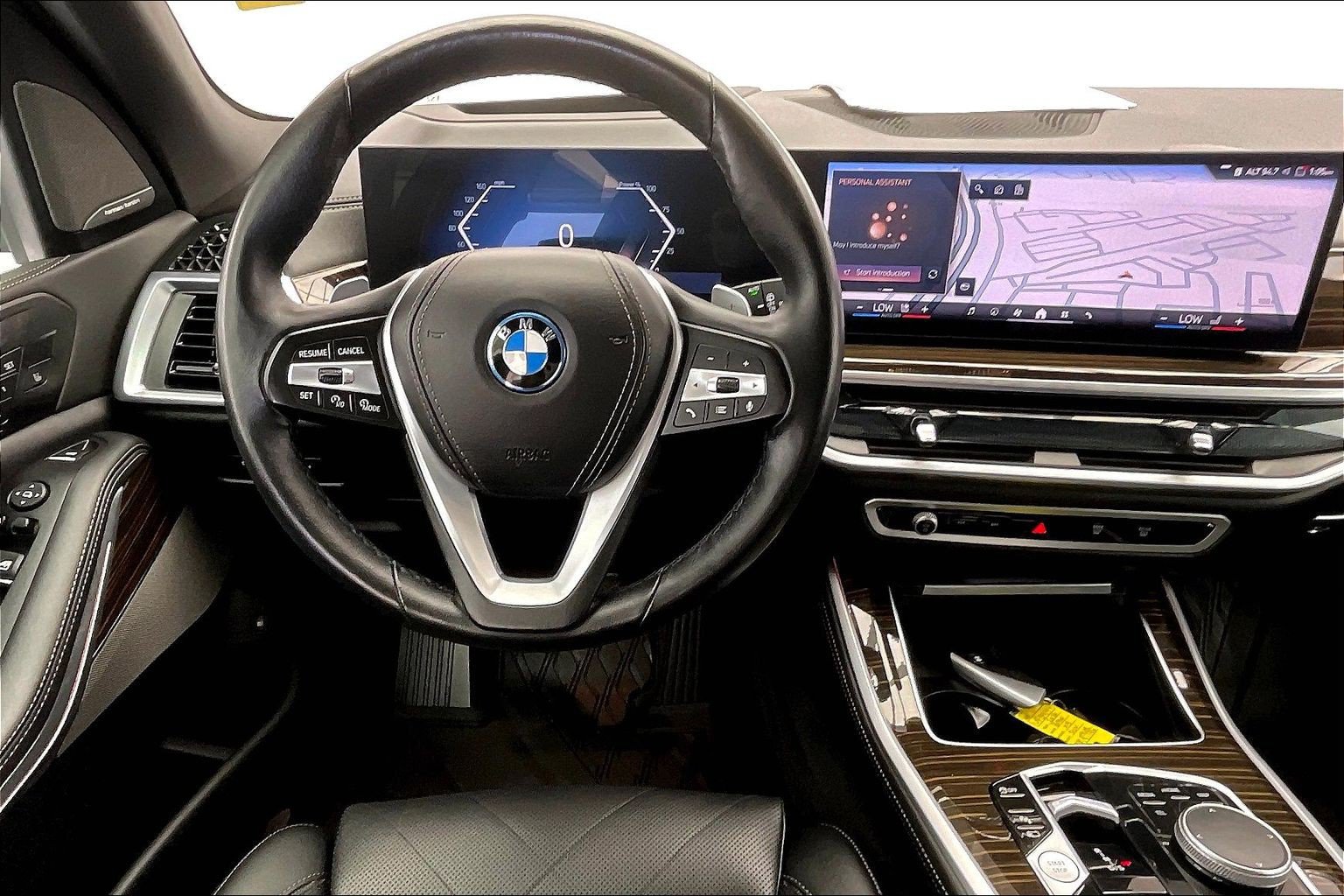 Used 2026 BMW X5 xDrive50e w/ Premium Package AWD/4WD image 4