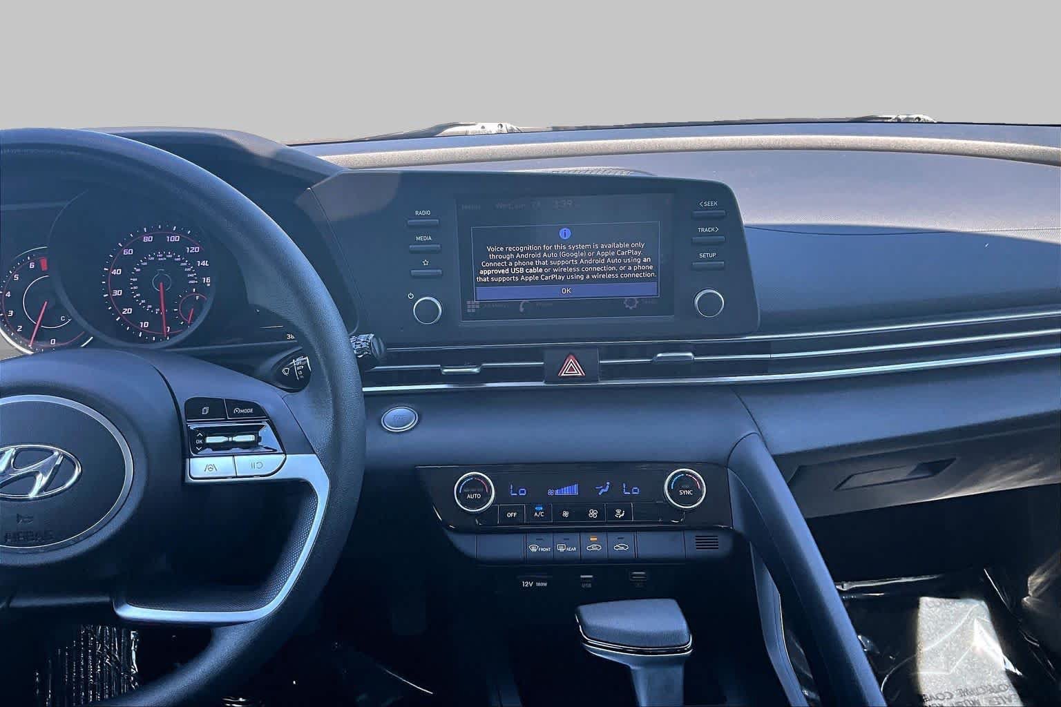 Used 2023 Hyundai Elantra SEL w/ Cargo Package FWD image 7