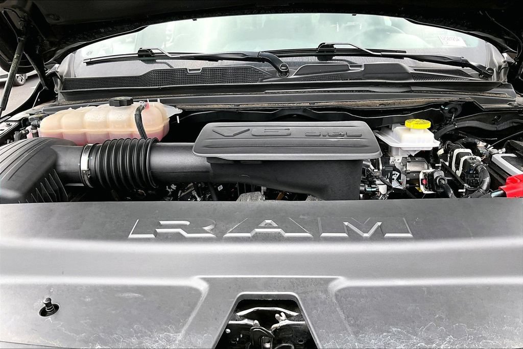 Used 2025 RAM 1500 Tradesman AWD/4WD image 31