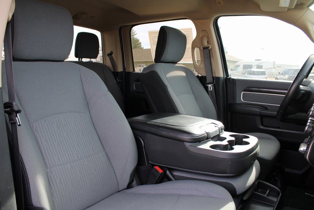 Used 2019 RAM 2500 Big Horn image 19