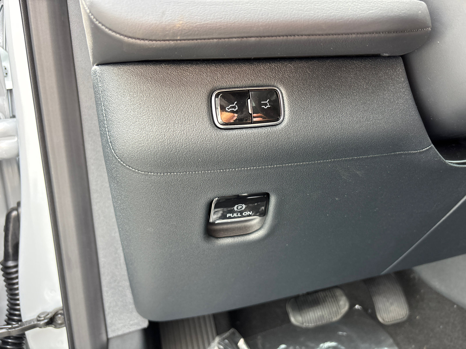 New 2025 Lincoln Navigator L Black Label image 13