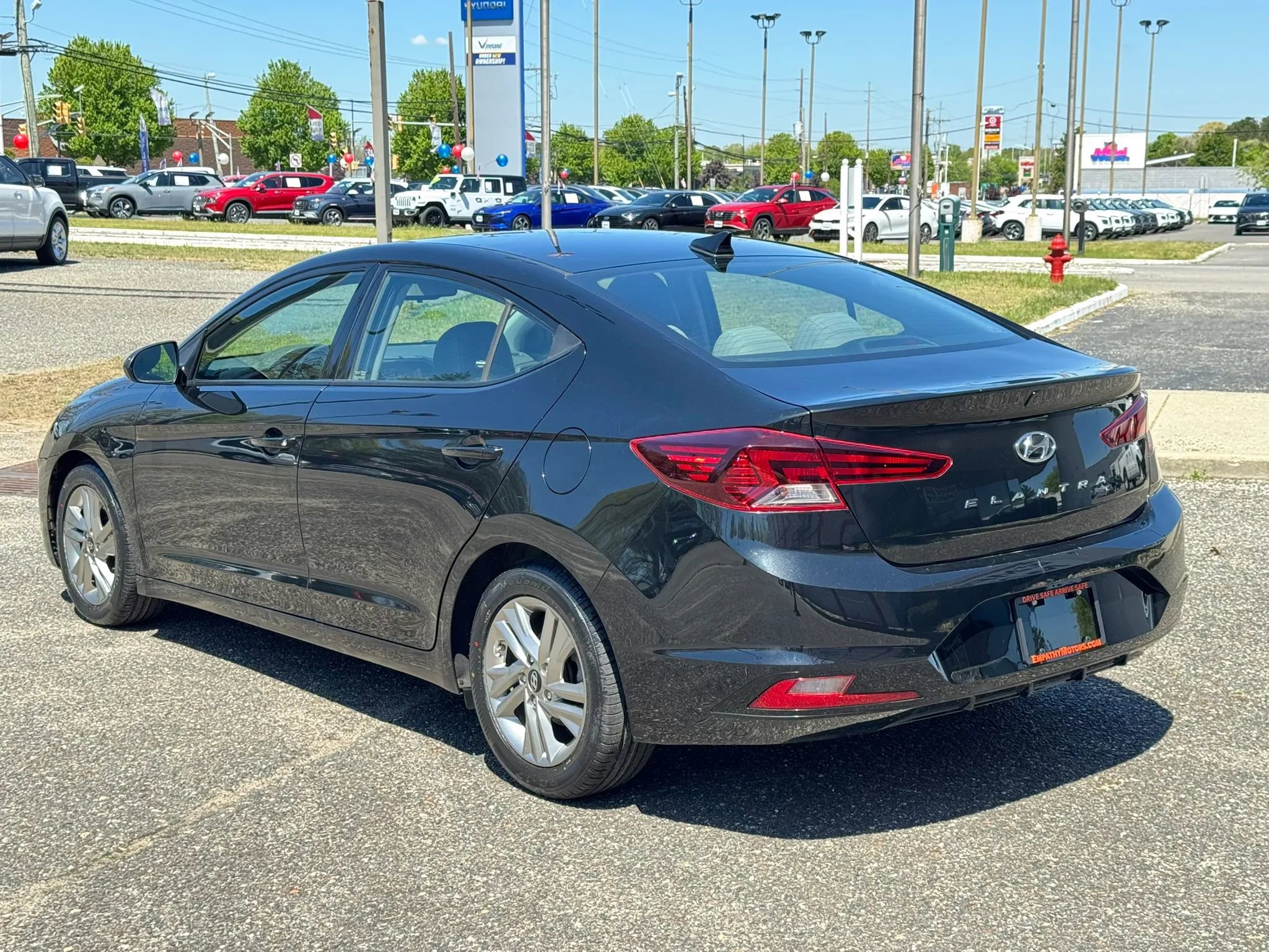 Used 2019 Hyundai Elantra Value Edition FWD image 3
