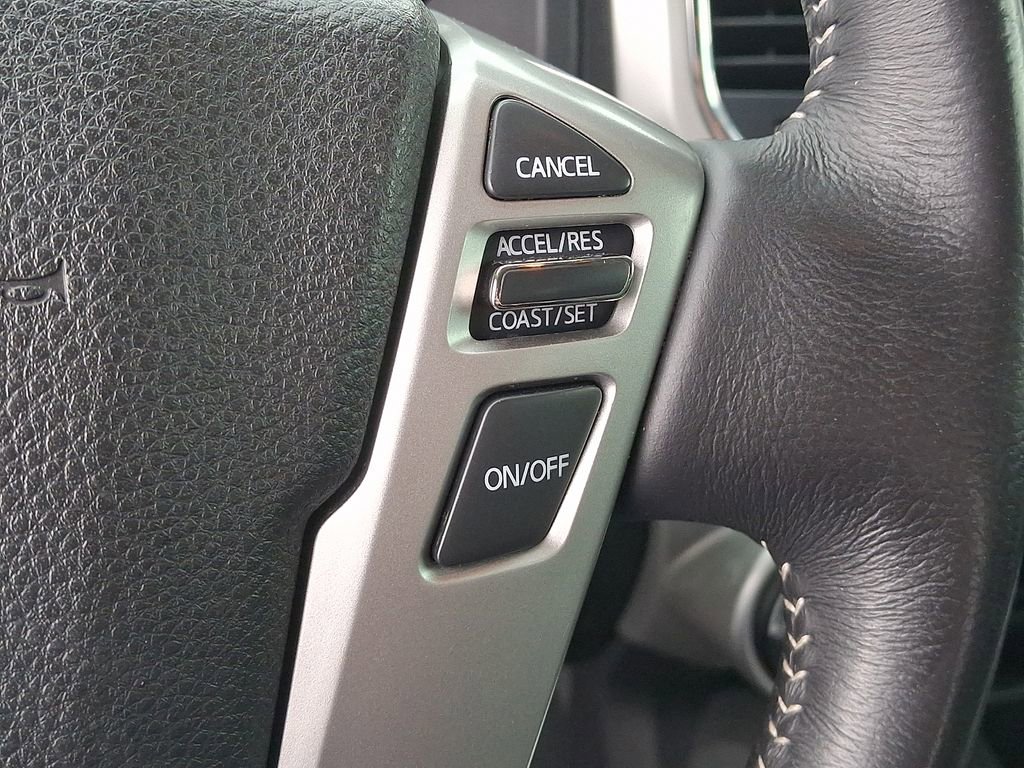 Used 2019 Nissan Titan PRO-4X w/ Pro-4x Convenience Package AWD/4WD image 22