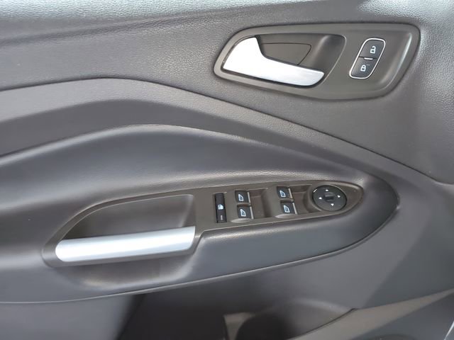 Used 2019 Ford Escape SE image 22