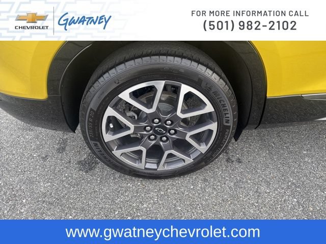 Used 2023 Chevrolet Blazer RS w/ LPO, Floor Liner Package FWD image 11
