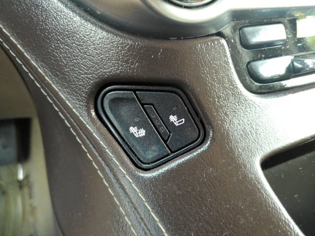 Used 2016 Chevrolet Suburban LT RWD image 51
