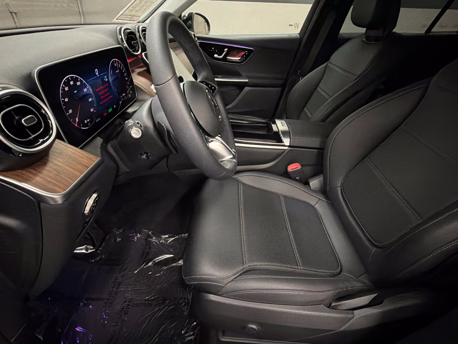 Certified 2025 Mercedes-Benz GLC 350e 4MATIC image 25