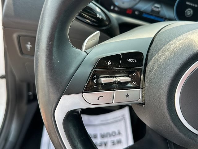 Used 2022 Hyundai Tucson Limited AWD/4WD image 25