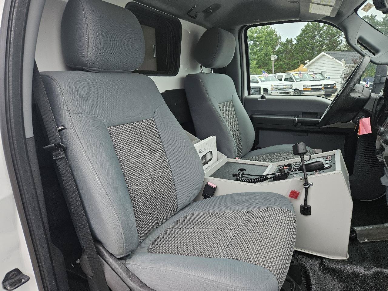 Used 2013 Ford F450 XLT w/ Ambulance Preparation Pkg RWD image 17