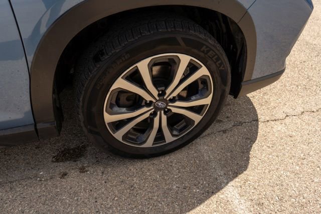 Used 2019 Subaru Forester Limited w/ Popular Package #3 AWD/4WD image 9