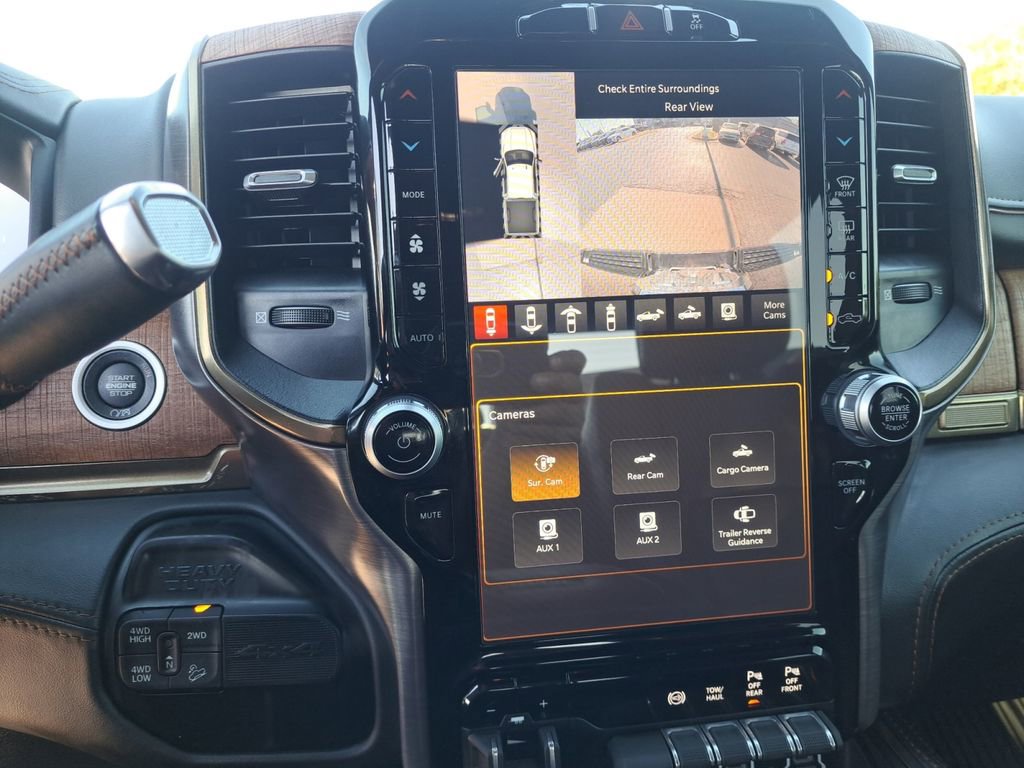 Used 2024 RAM 2500 Limited w/ Towing Technology Group image 9
