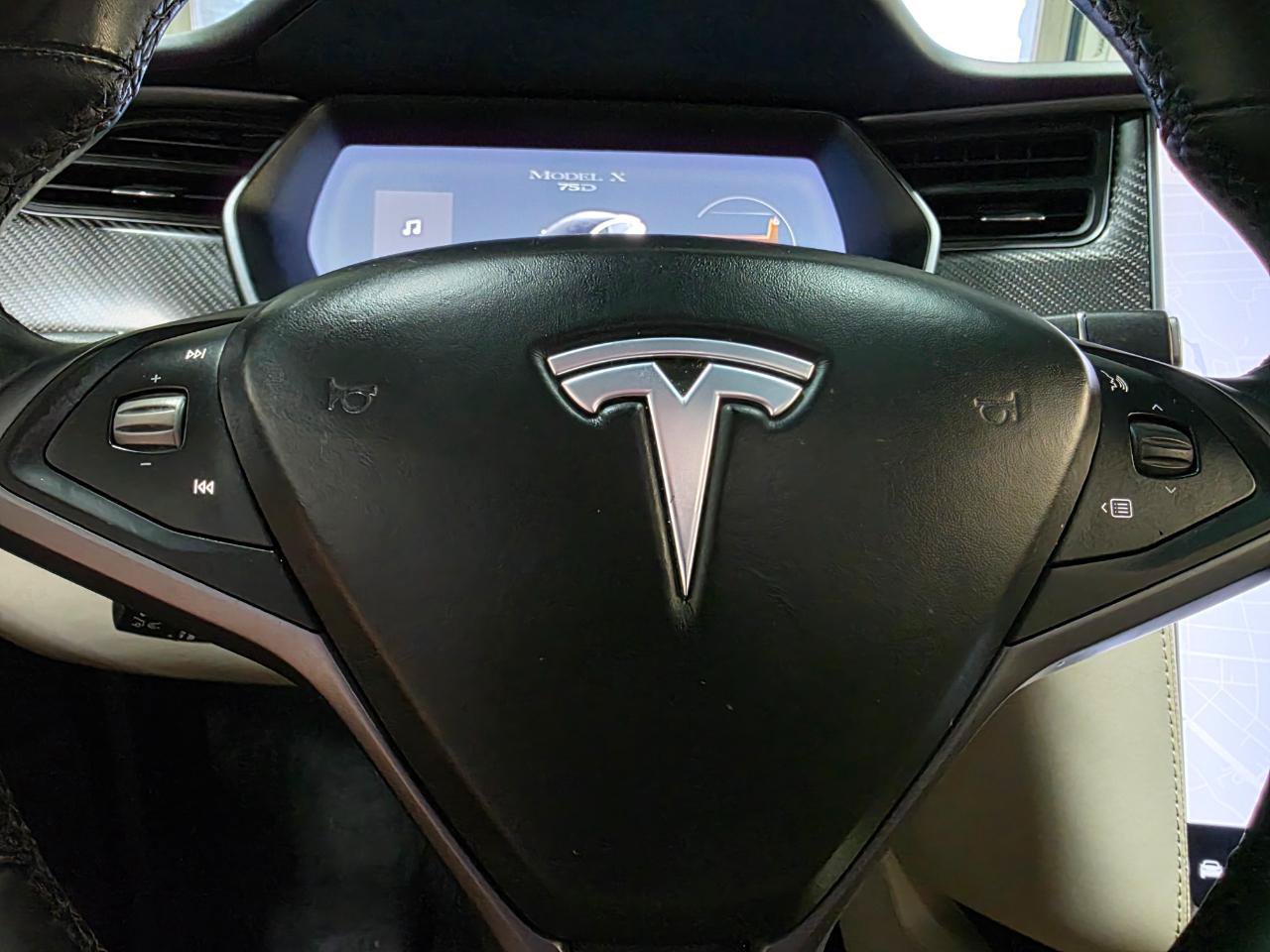 Used 2018 Tesla Model X 75D AWD/4WD image 31
