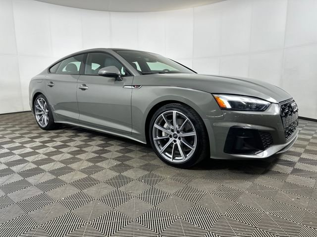 Used 2025 Audi A5 2.0T Premium Plus image 2