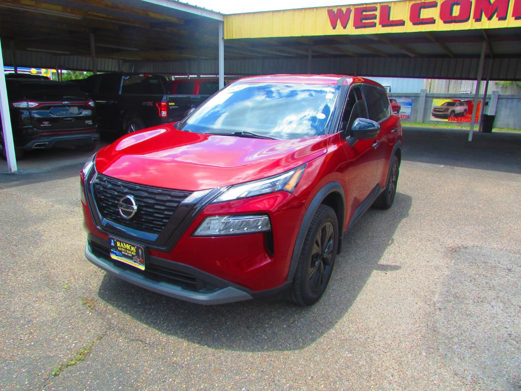 Used 2021 Nissan Rogue SV image 1