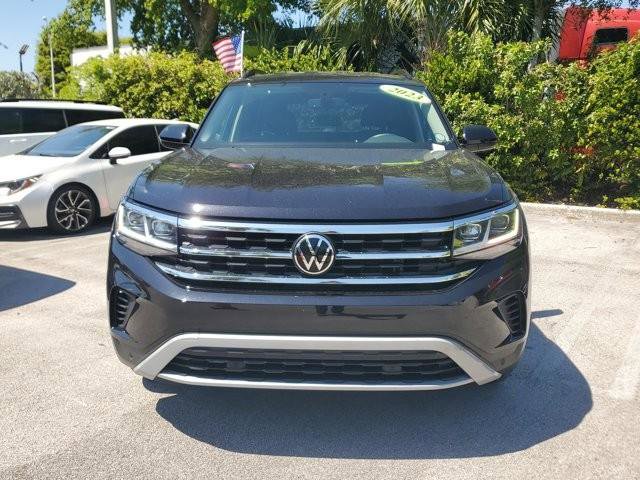 Used 2023 Volkswagen Atlas SE image 2