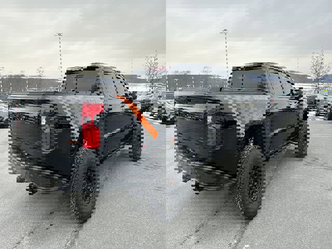 Used 2025 Chevrolet Silverado 1500 LTZ image 7