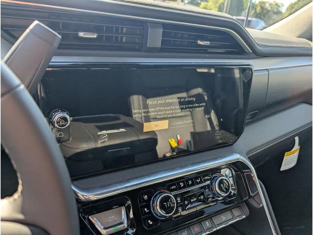 New 2025 GMC Sierra 3500 Denali w/ Denali Reserve Package image 22