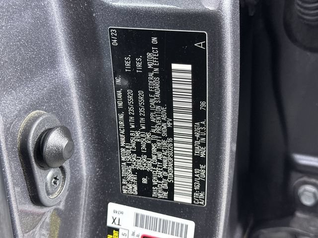 Used 2023 Toyota Highlander Platinum FWD image 35