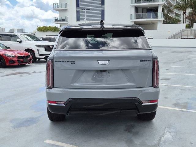 Used 2026 Cadillac Escalade IQ Sport 2 w/ LPO, ONYX Package image 4