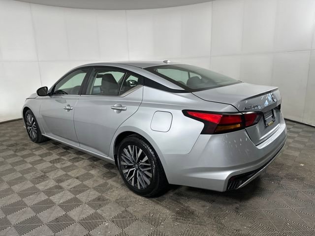 Used 2023 Nissan Altima 2.5 SV image 5