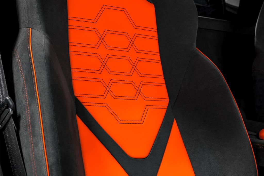 Used 2024 Lamborghini Revuelto AWD/4WD image 36