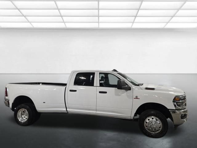 Used 2026 RAM 3500 Tradesman w/ Chrome Appearance Group image 3