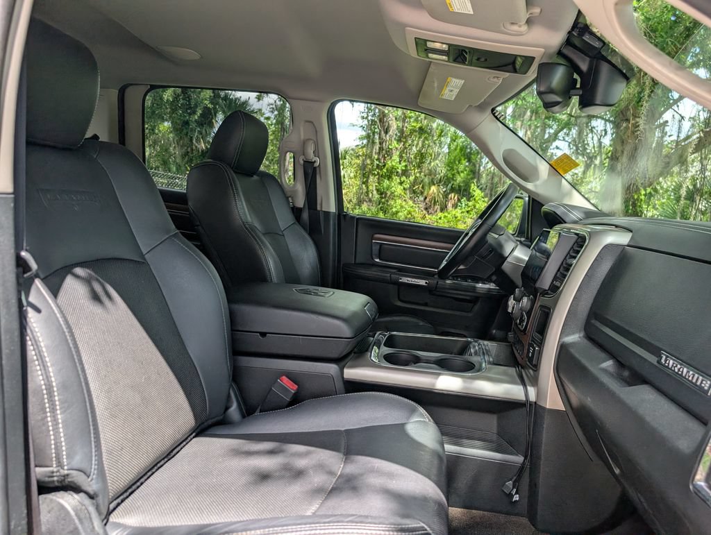 Used 2016 RAM 1500 Laramie w/ Convenience Group AWD/4WD image 15