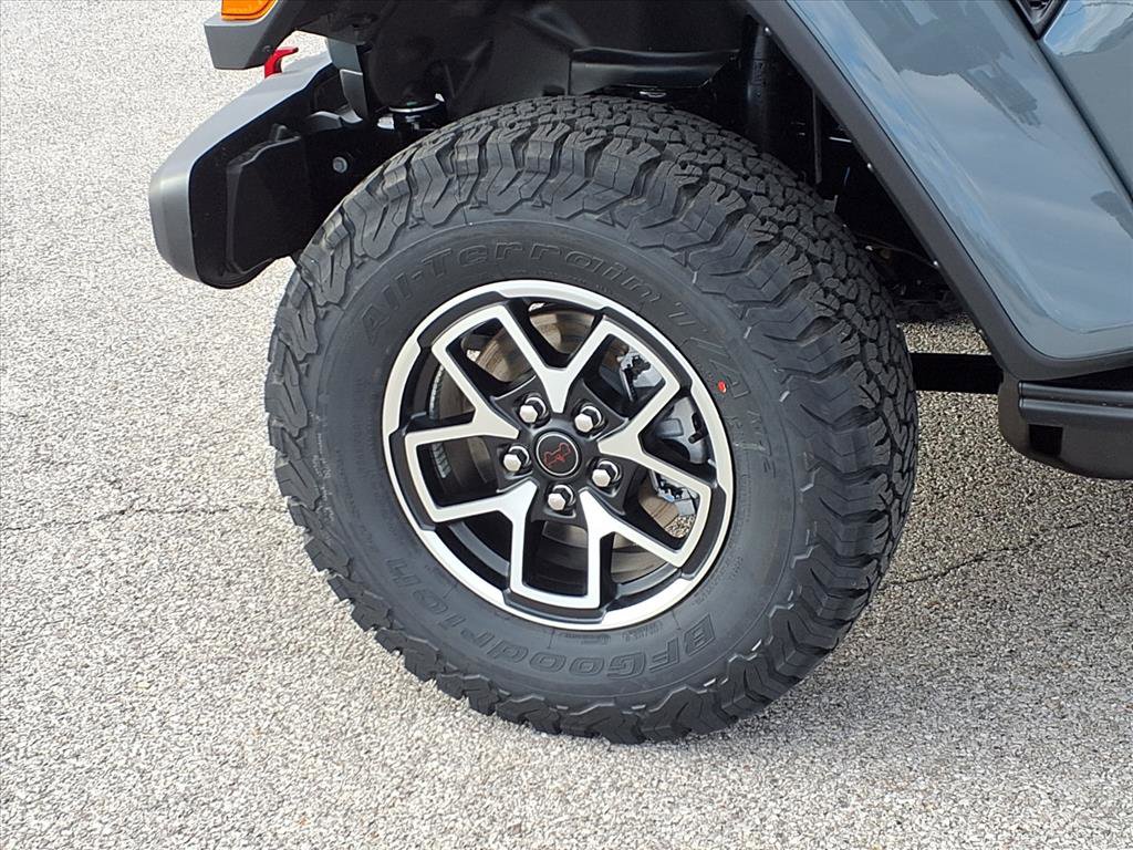 New 2026 Jeep Wrangler Unlimited Rubicon image 24