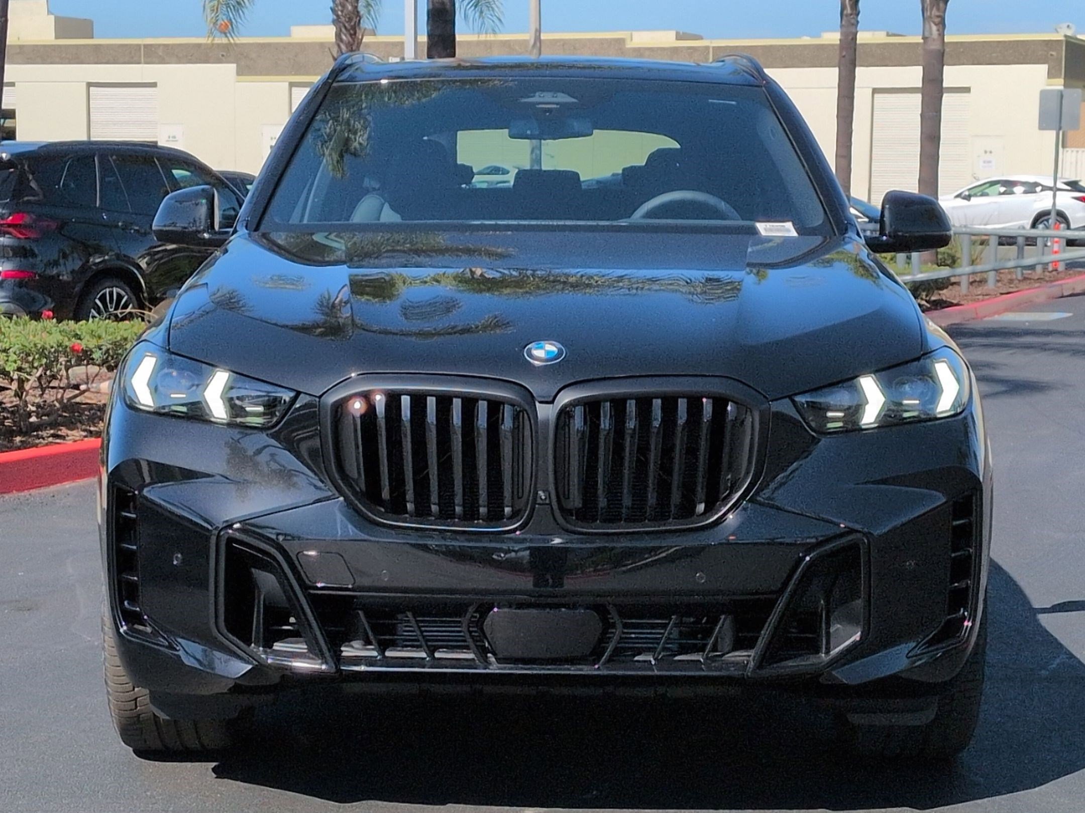 New 2026 BMW X5 xDrive40i w/ M Sport Package image 3