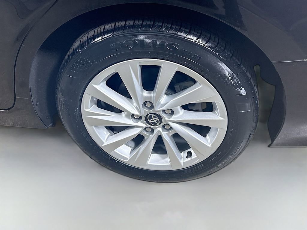 Certified 2023 Toyota Camry LE FWD image 9