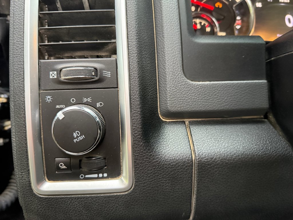 Used 2016 RAM 1500 Big Horn AWD/4WD image 18
