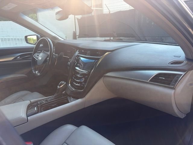 Used 2018 Cadillac CTS Luxury RWD image 28
