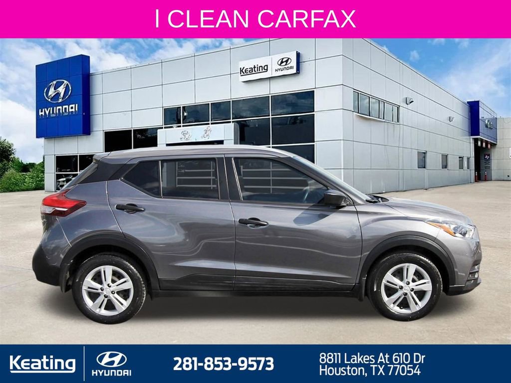 Used 2019 Nissan Kicks S image 4