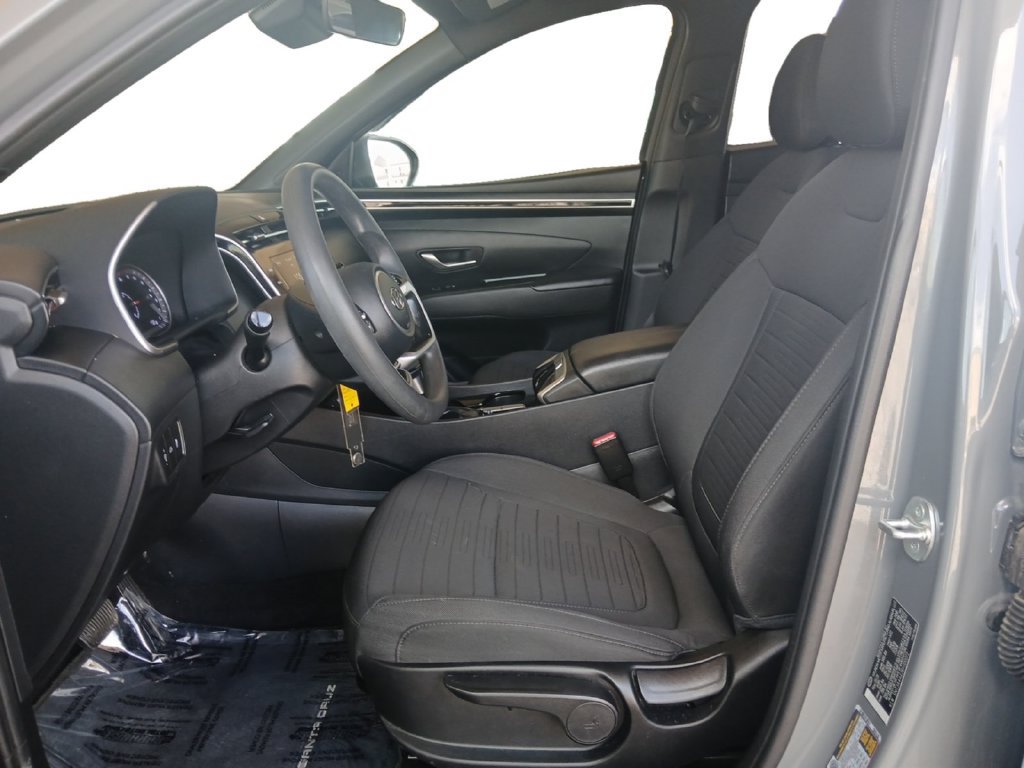 Used 2024 Hyundai Santa Cruz SE FWD image 9