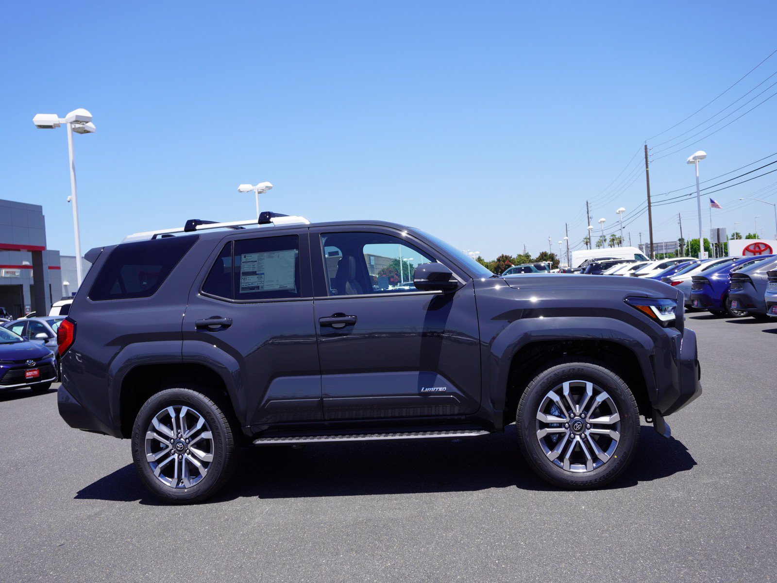 New 2026 Toyota 4Runner Limited AWD/4WD image 4