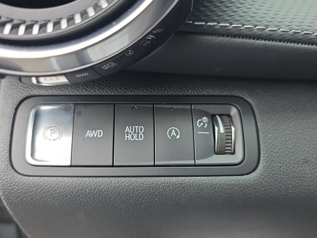 Used 2026 Chevrolet Equinox LT AWD/4WD image 30