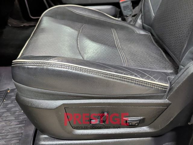 Used 2020 RAM 2500 Laramie w/ Night Edition image 30