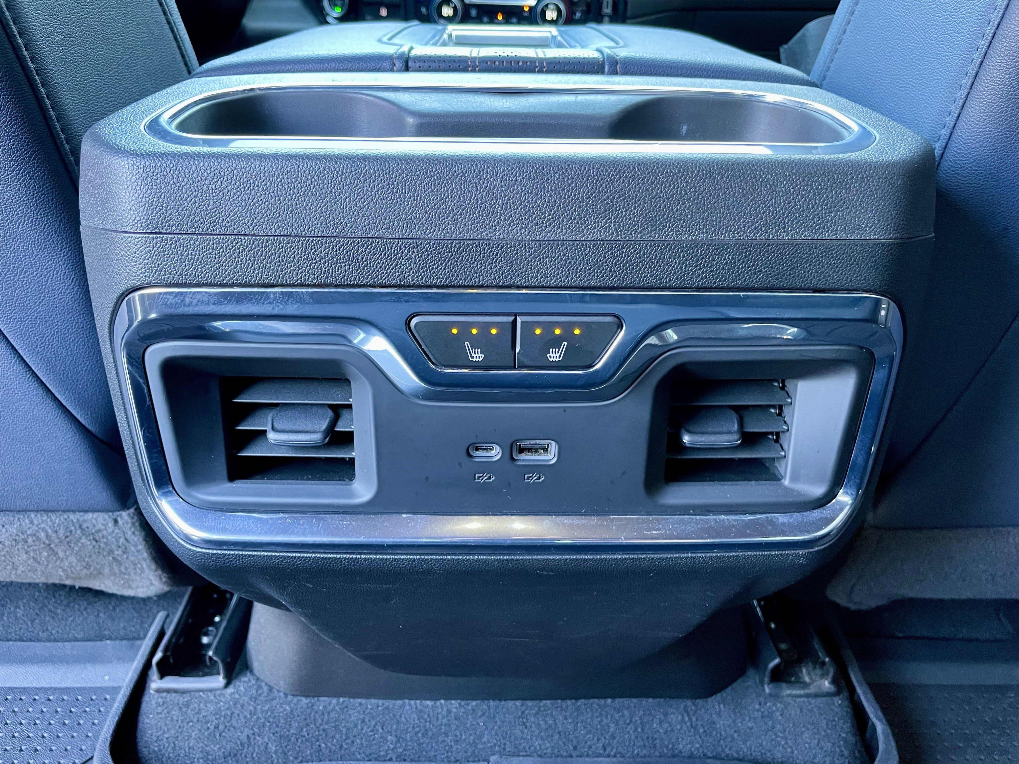 Used 2022 Chevrolet Silverado 1500 High Country w/ High Country Premium Package image 26