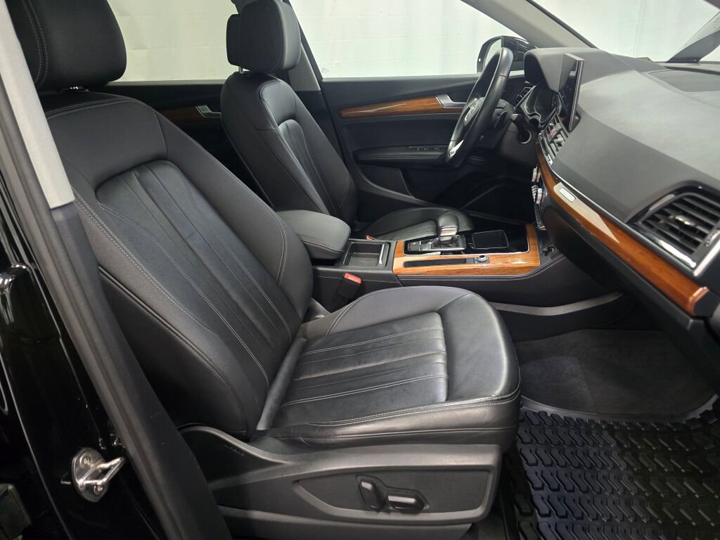 Used 2022 Audi Q5 2.0T Premium Plus w/ Premium Plus Package image 27