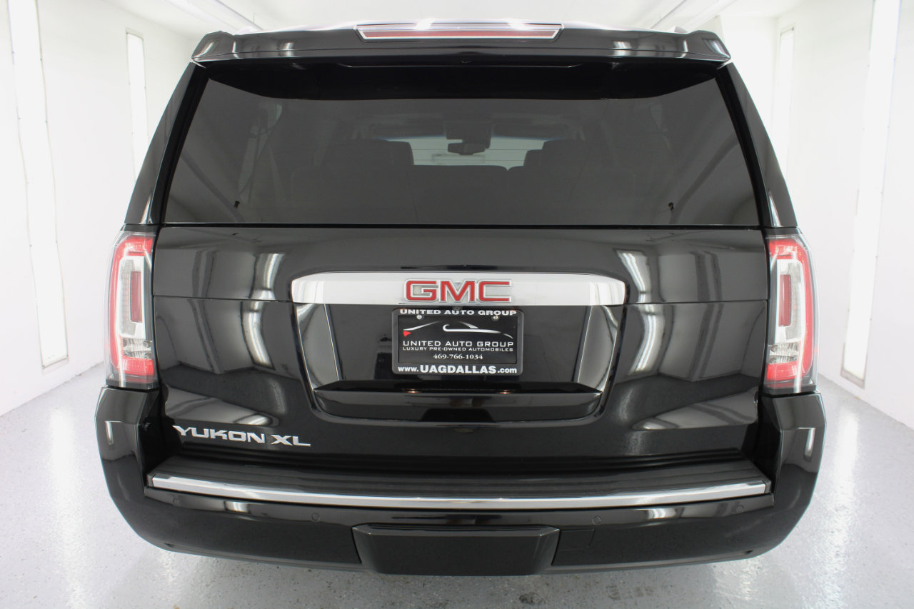 Used 2019 GMC Yukon XL Denali w/ Open Road Package image 8